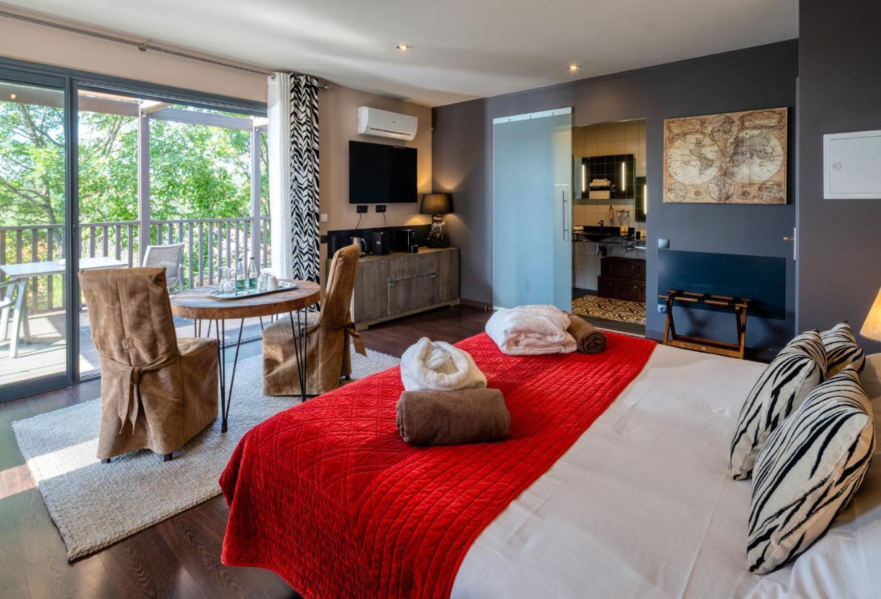 Domaine De Chalveches Hotel Spa 4* Faugeres  Exterior photo