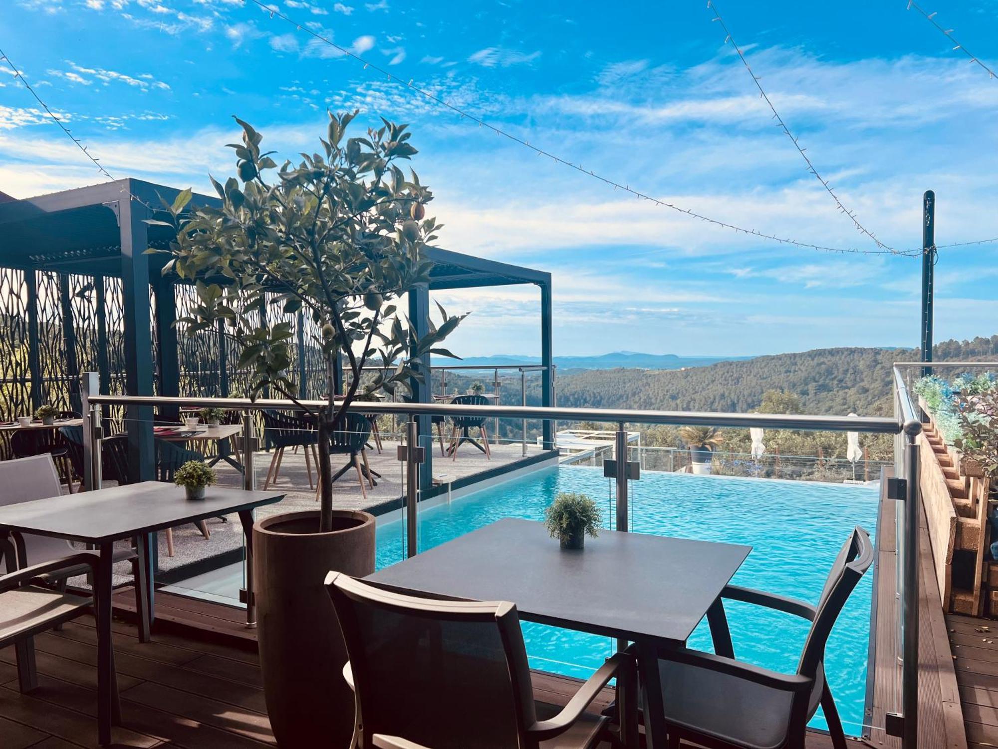 Domaine De Chalveches Hotel Spa 4* Faugeres  Exterior photo